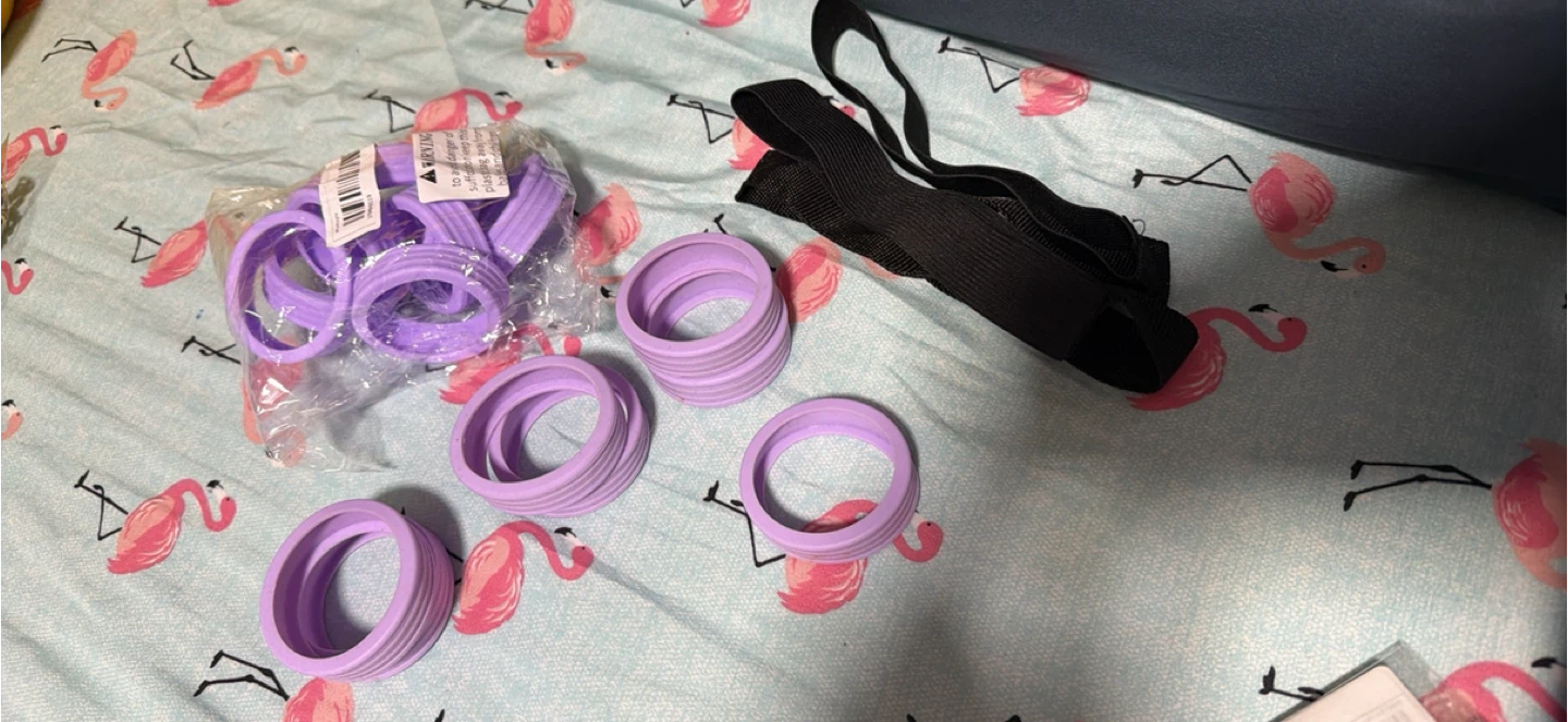 Purple Silicone luggage wheel Rings protections  + bag holder - photo 5