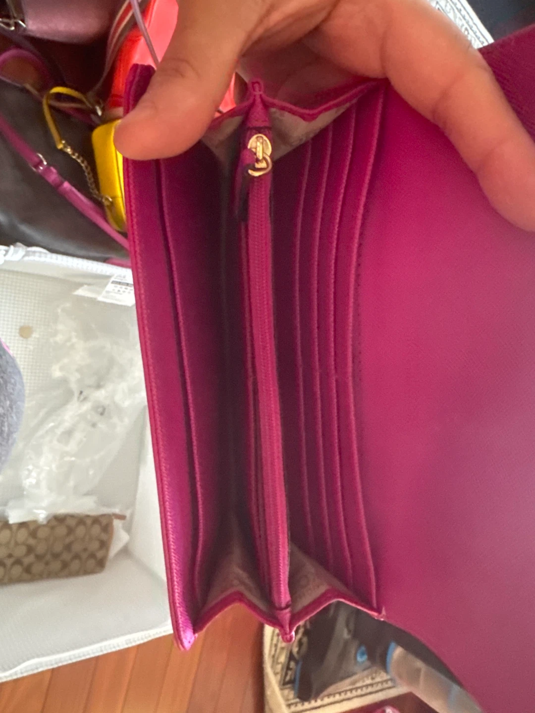 Michael Kors Pink Wallet - photo 2