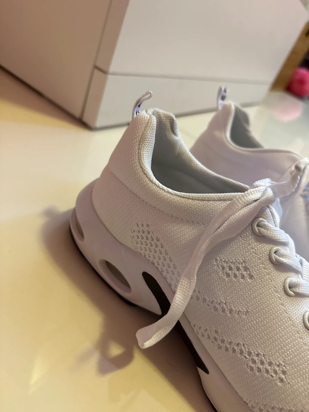 White Sneakers - photo 2