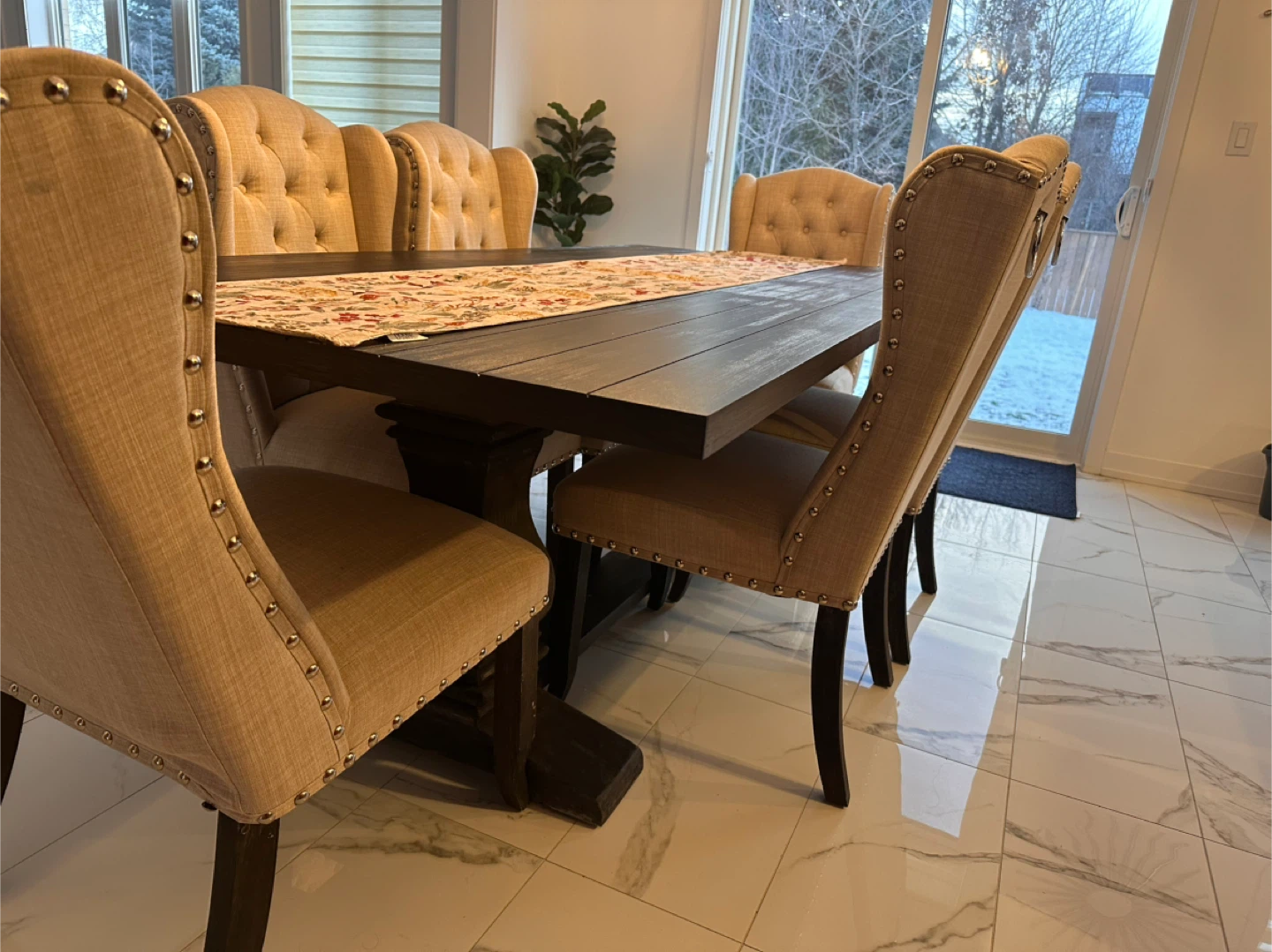 Dining Table with 6 Chairs