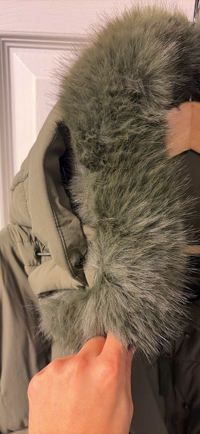 GAP Olive Green Puffer Jacket - Size Large - photo 3