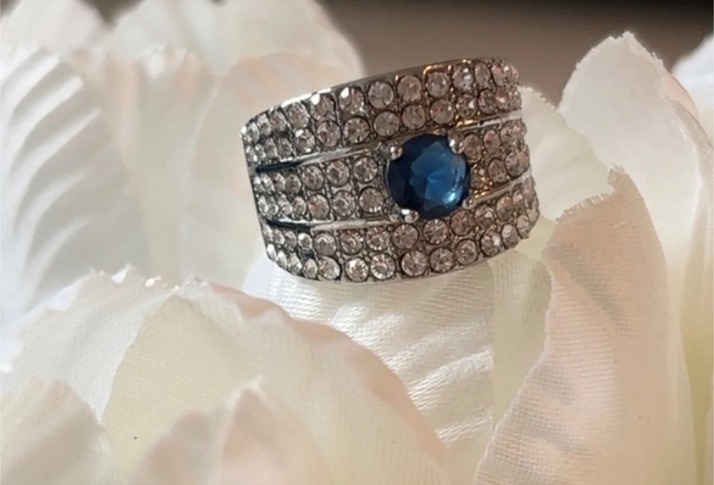 Stunning Silver Tone Ring with Blue Stone!