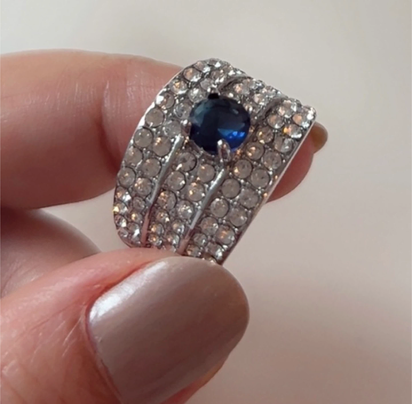 Stunning Silver Tone Ring with Blue Stone! - photo 4
