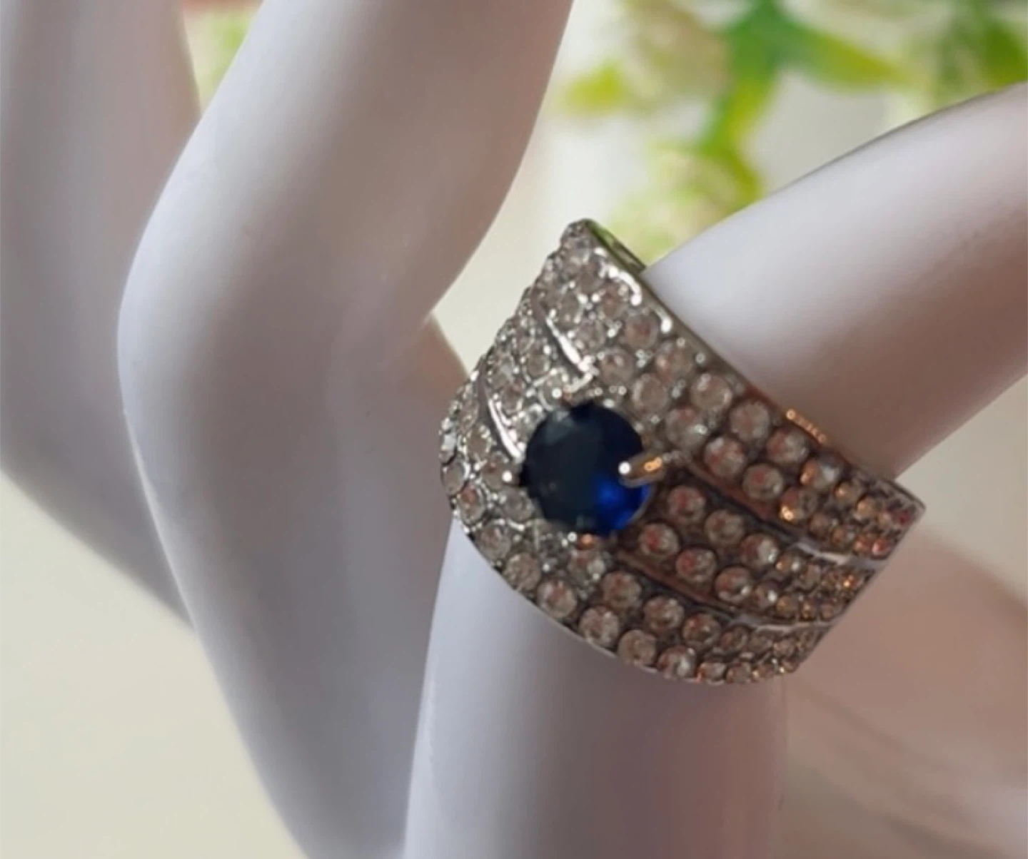 Stunning Silver Tone Ring with Blue Stone! - photo 5