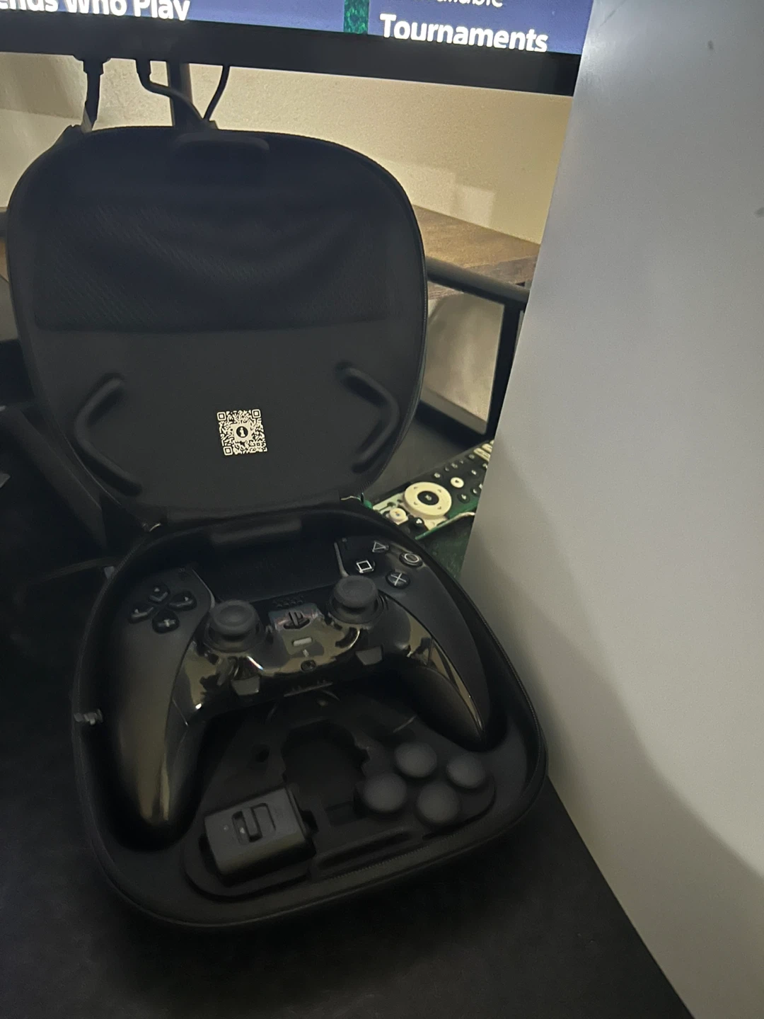 PS5 Disc Edition Console with Dual Sense Edge Controller - photo 2