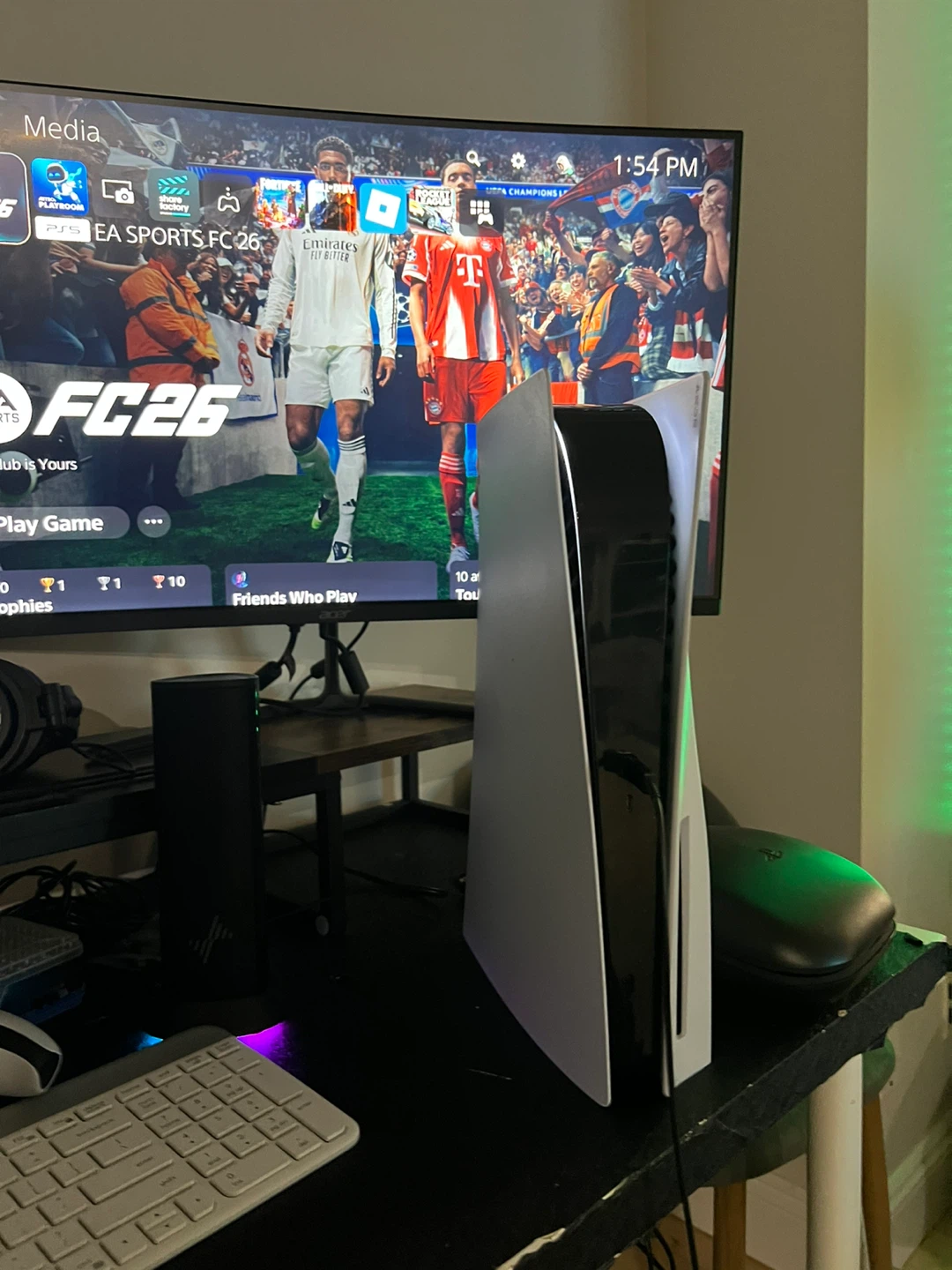 PS5 Disc Edition Console with Dual Sense Edge Controller - photo 3
