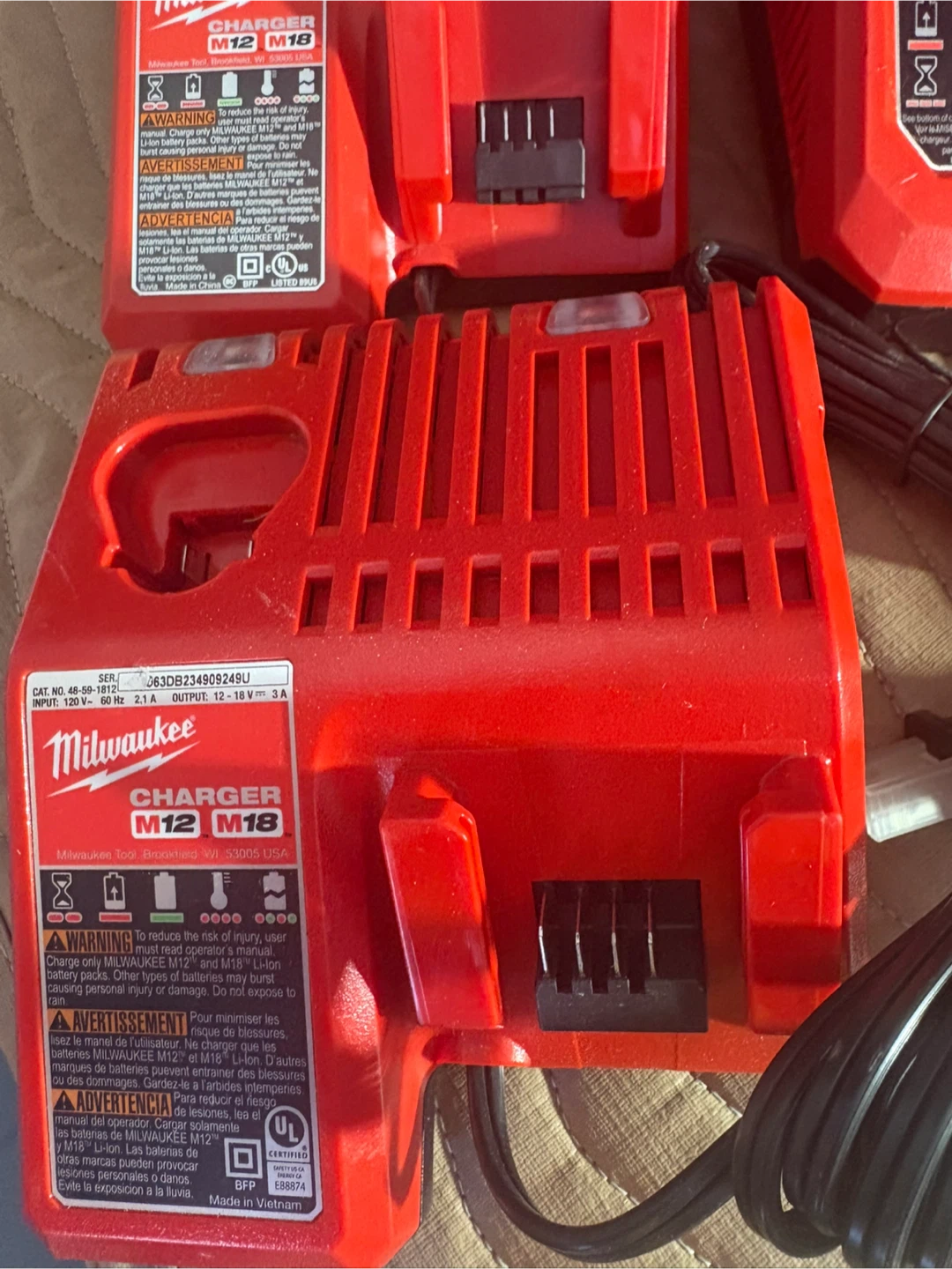 Milwaukee M12 M18 Battery Chargers - photo 2