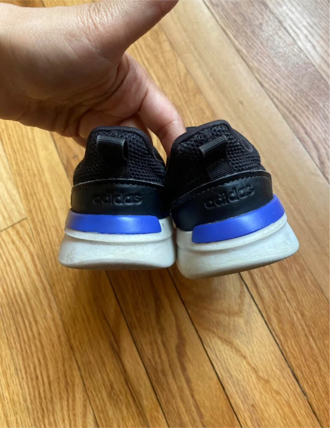 Adidas Racer TR23 Toddler Sneakers- size 10k - photo 4