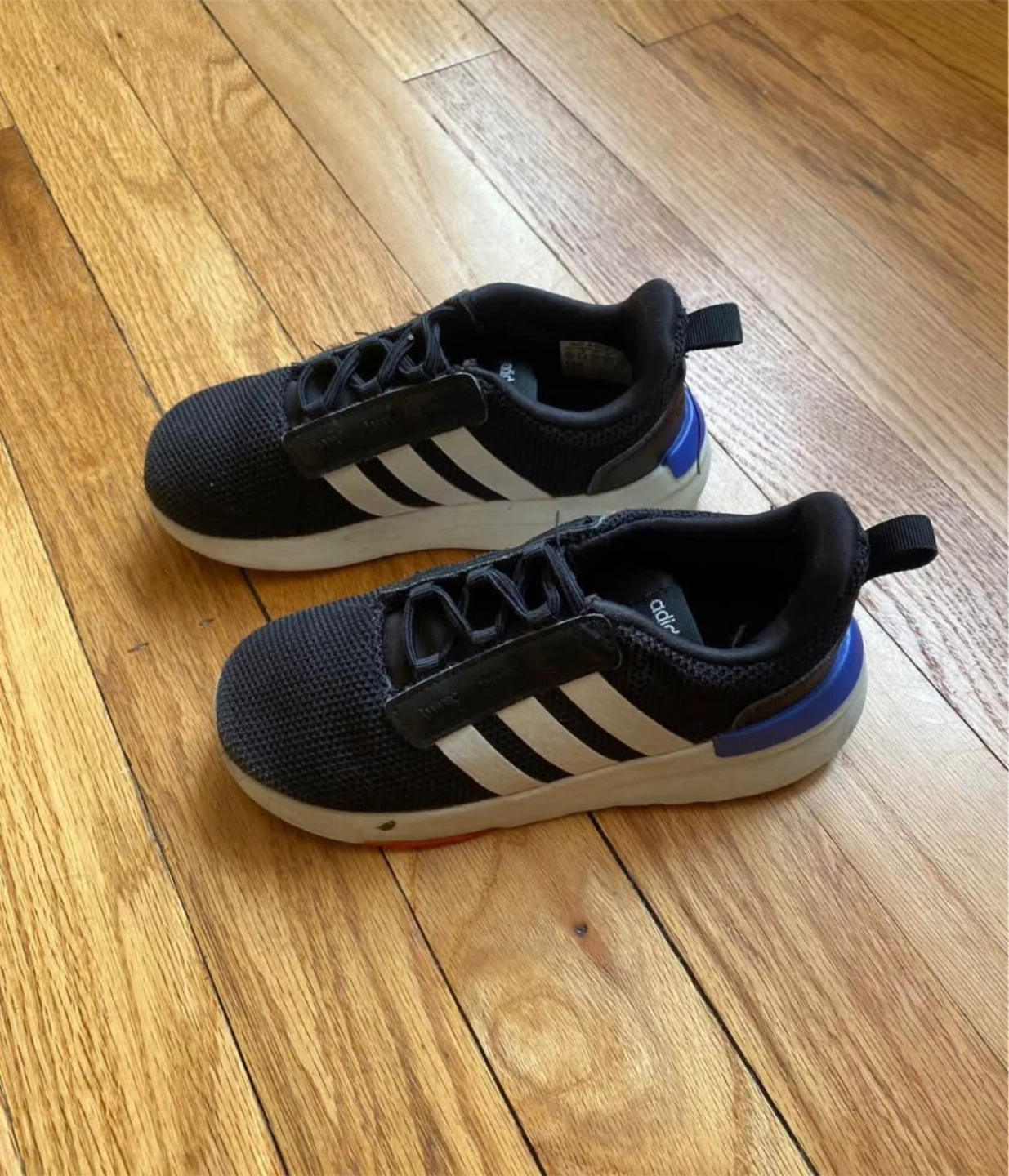 Adidas Racer TR23 Toddler Sneakers- size 10k - photo 2