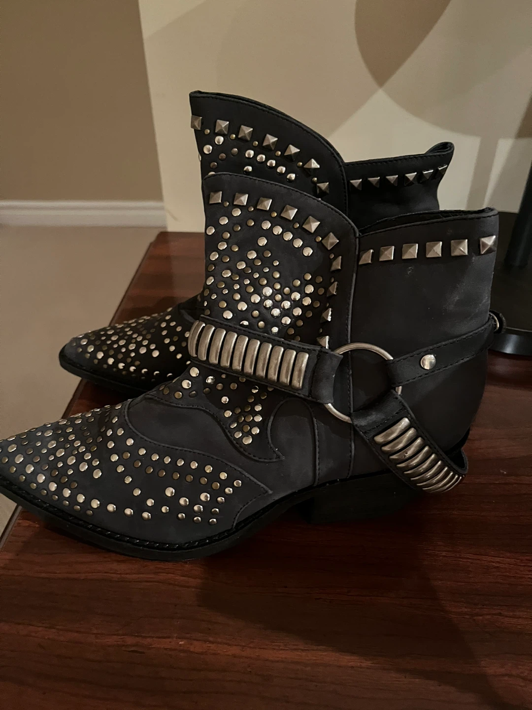 Stuart Weitzman Boots - photo 2