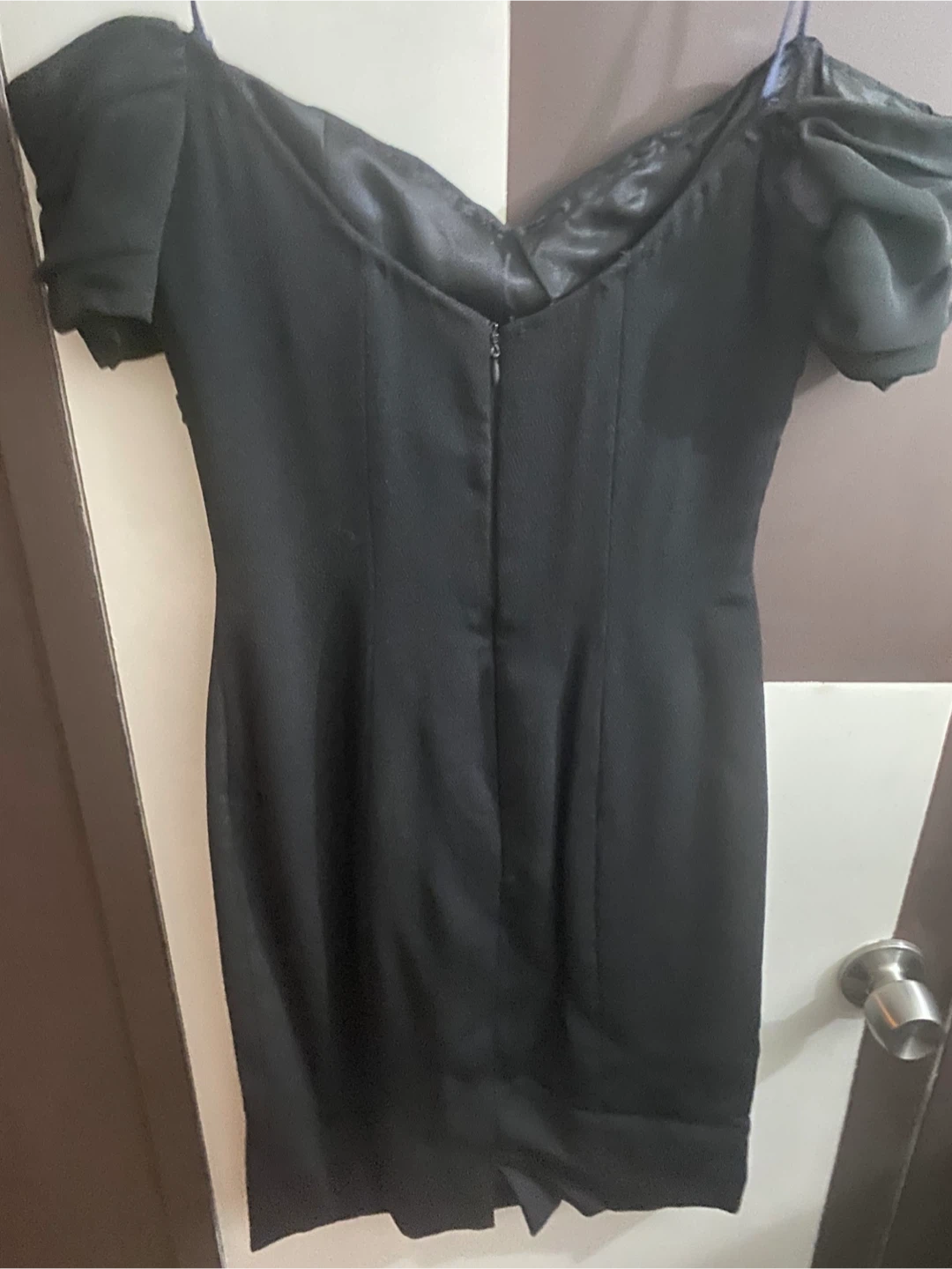 Custom-made Black Off-Shoulder cocktail Dress - photo 3