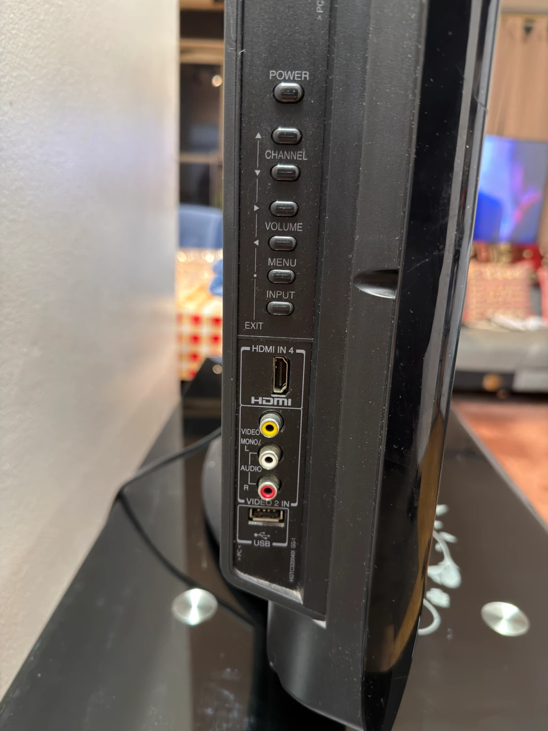 Toshiba 32" TV - photo 3