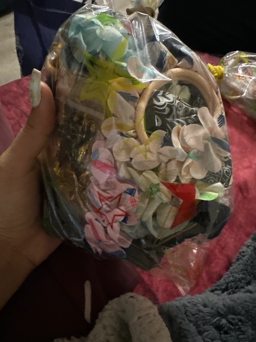 Bag of Hair Accessories - photo 2