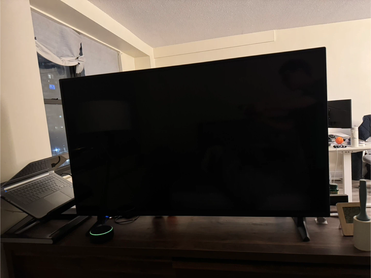 Insignia 50" Smart Fire TV - photo 2