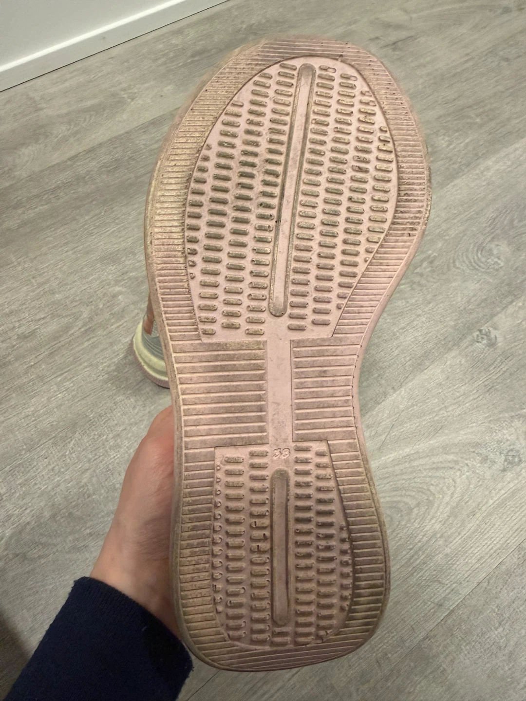 Nike Running Shoes - Size 37 - photo 3