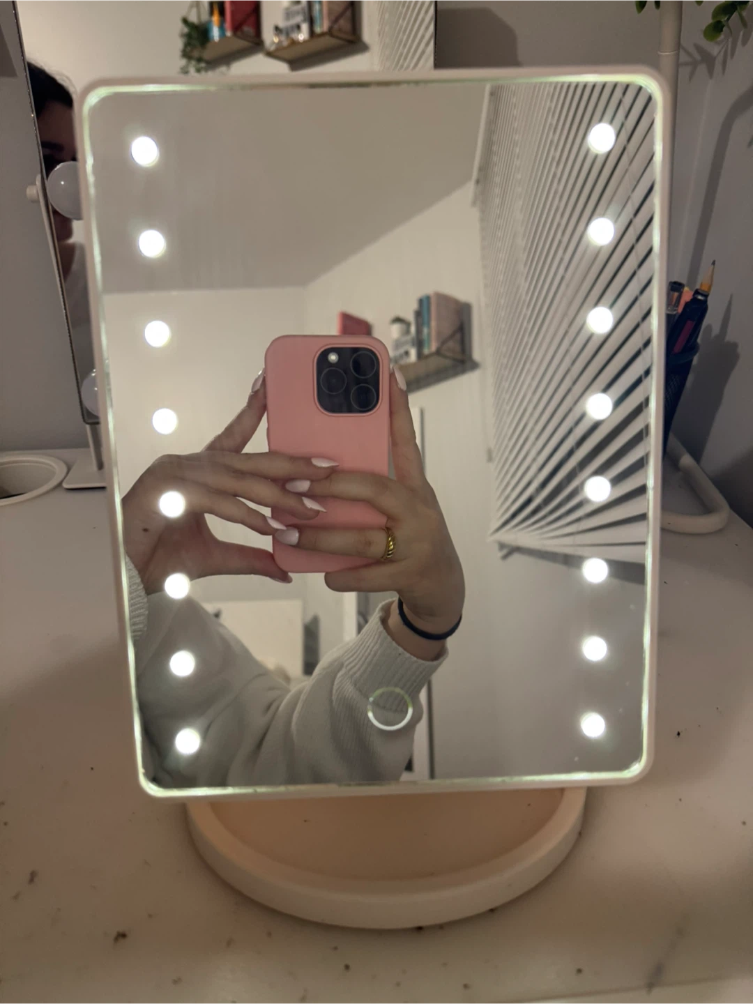 LED Lighted Vanity Makeup Mirror - photo 2