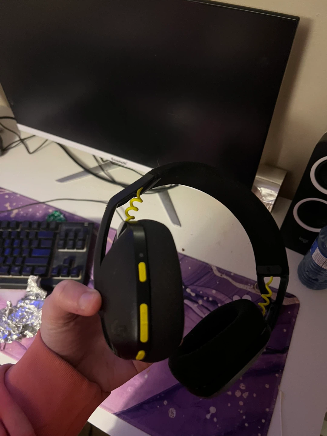 Logitech G435 Black & Yellow Headset - photo 2