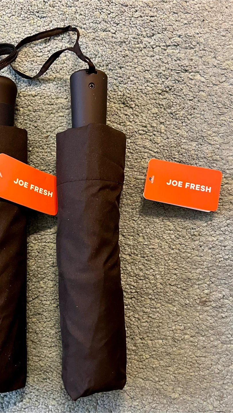 Joe Fresh Deluxe Mini Umbrella - Black, New with Tags!