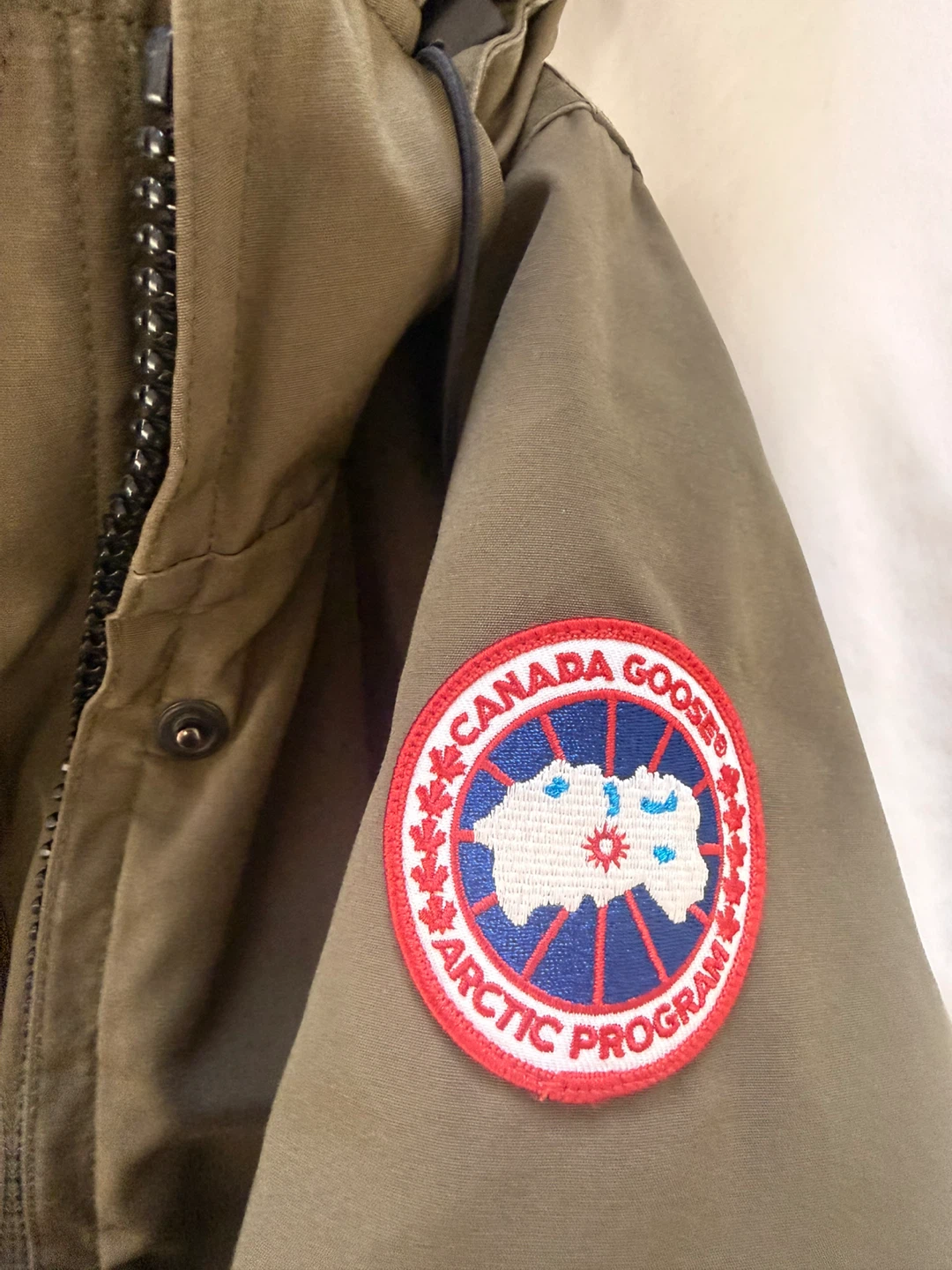 Canada Goose Parka - Size S - photo 3
