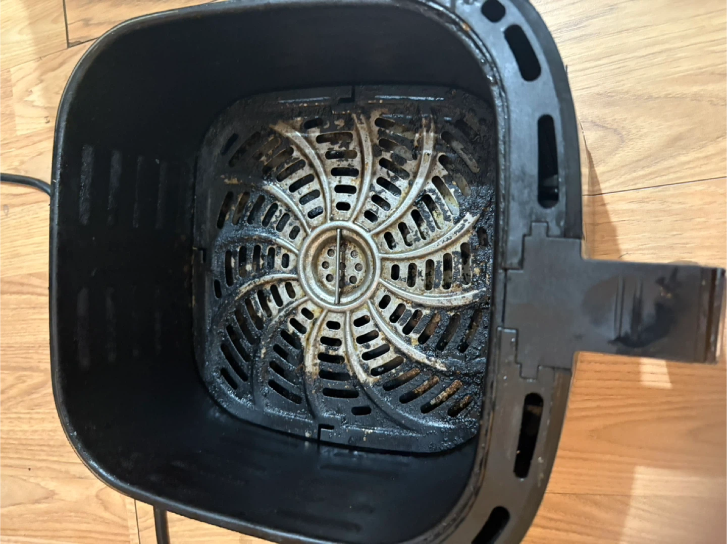 Chefman Air Fryer – Works Well | Pickup Only - photo 3