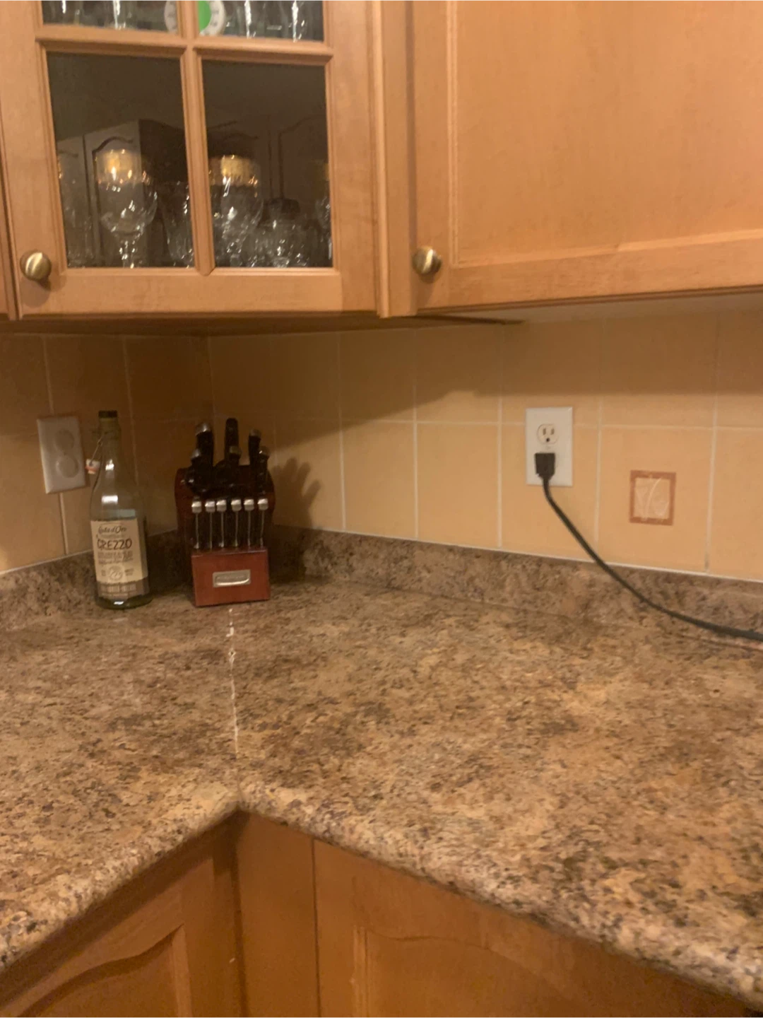 Kitchen Cabinets - Light Brown - photo 5
