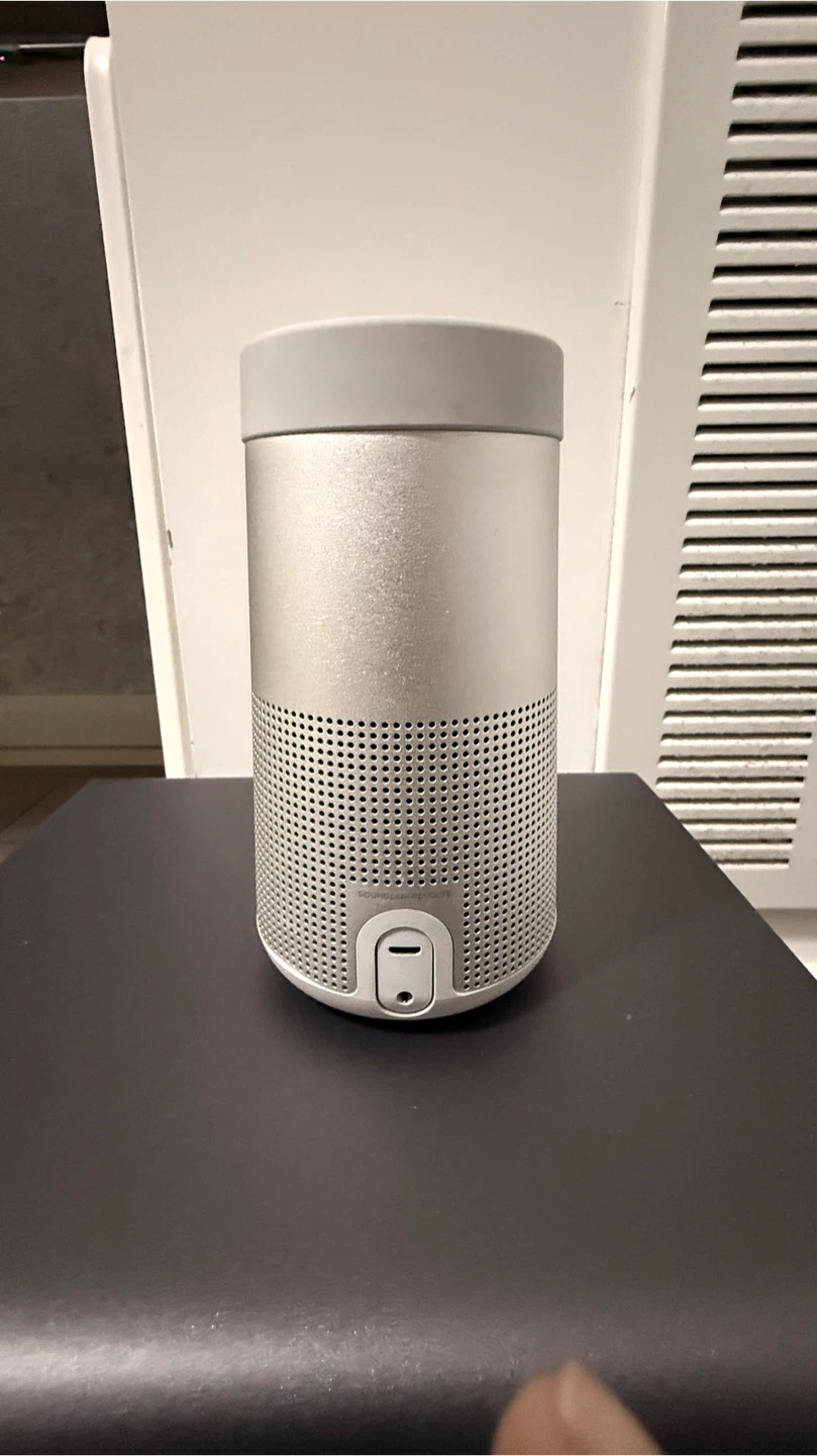 🎧 Bose SoundLink Bluetooth Speaker – Excellent Condition! 🎧 - photo 3