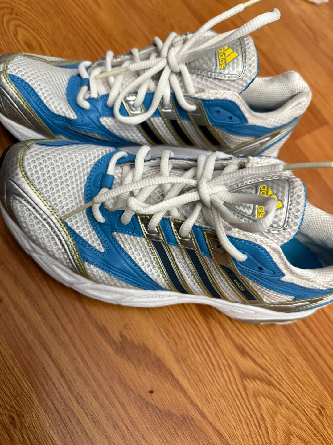 Adidas Response Cushion 22 Women's Running Shoes