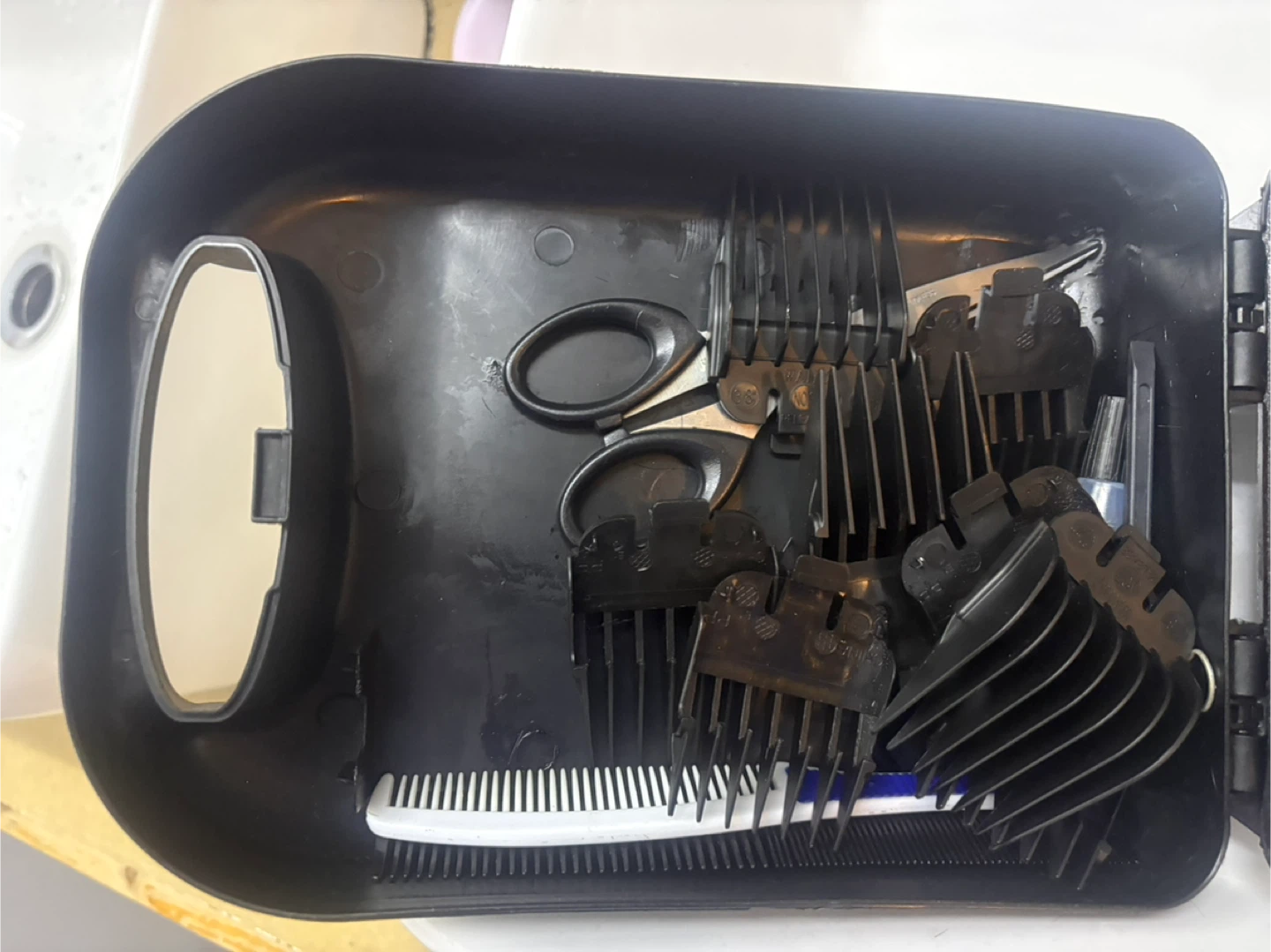 Wahl Hair Clipper Set with Case - photo 3