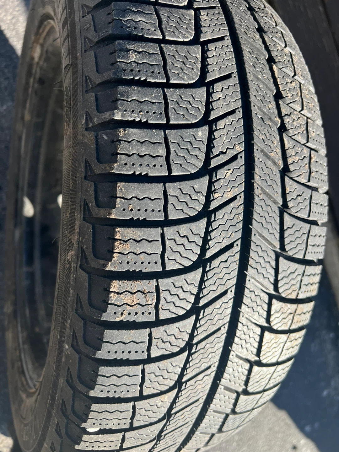 Michelin X-Ice 205/55R16 Winter Tire - photo 4