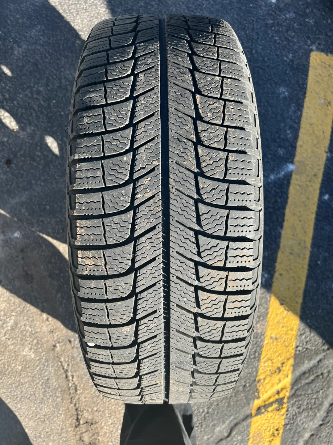Michelin X-Ice 205/55R16 Winter Tire - photo 2