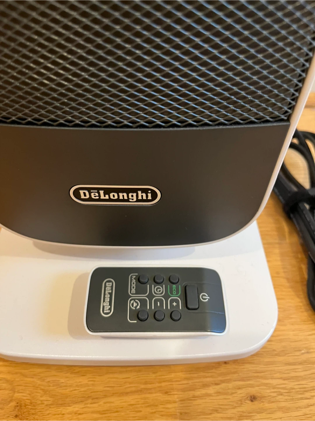 DeLonghi Ceramic Tower Heater - photo 2
