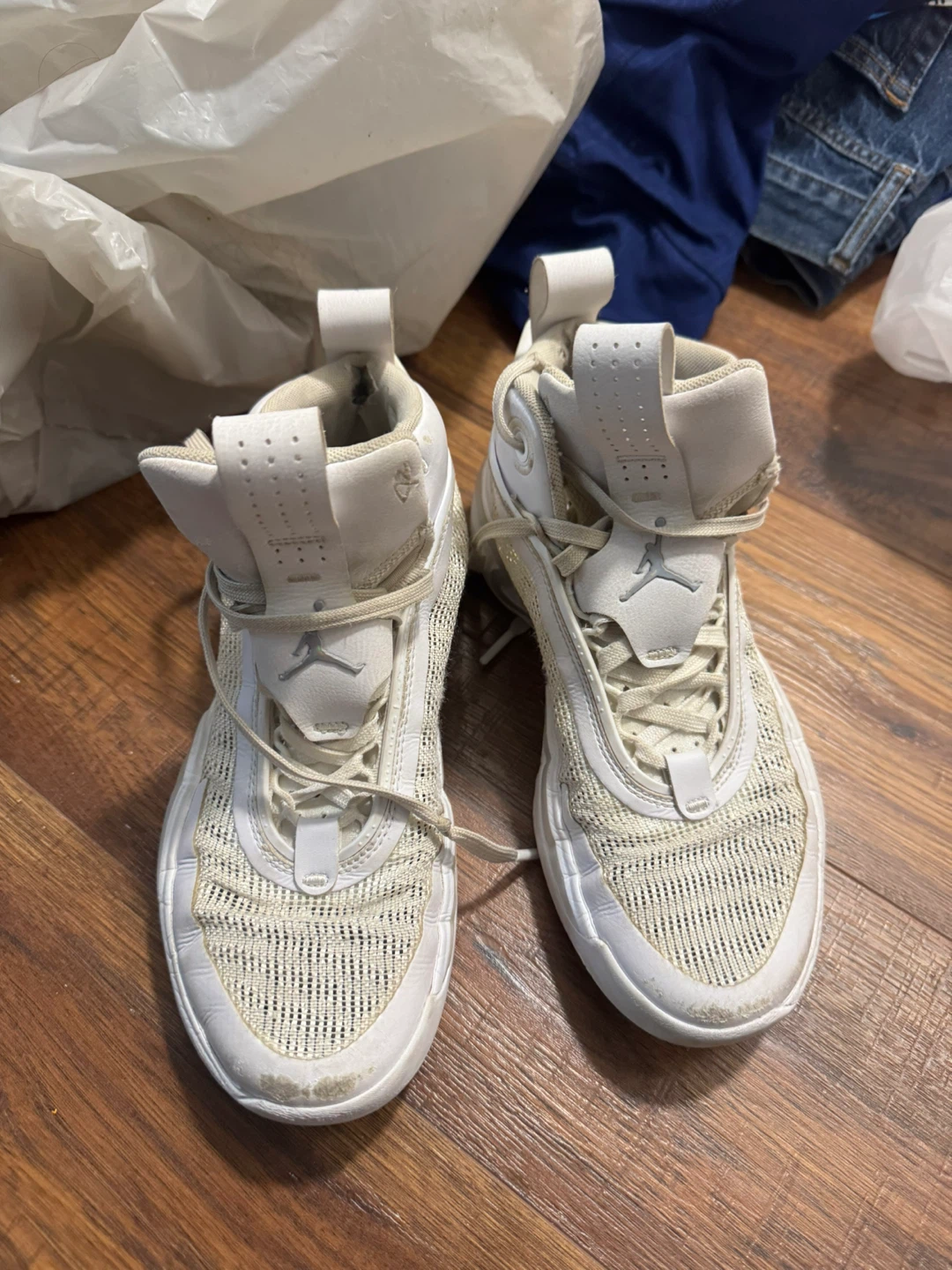 Jordan White Basketball Shoes