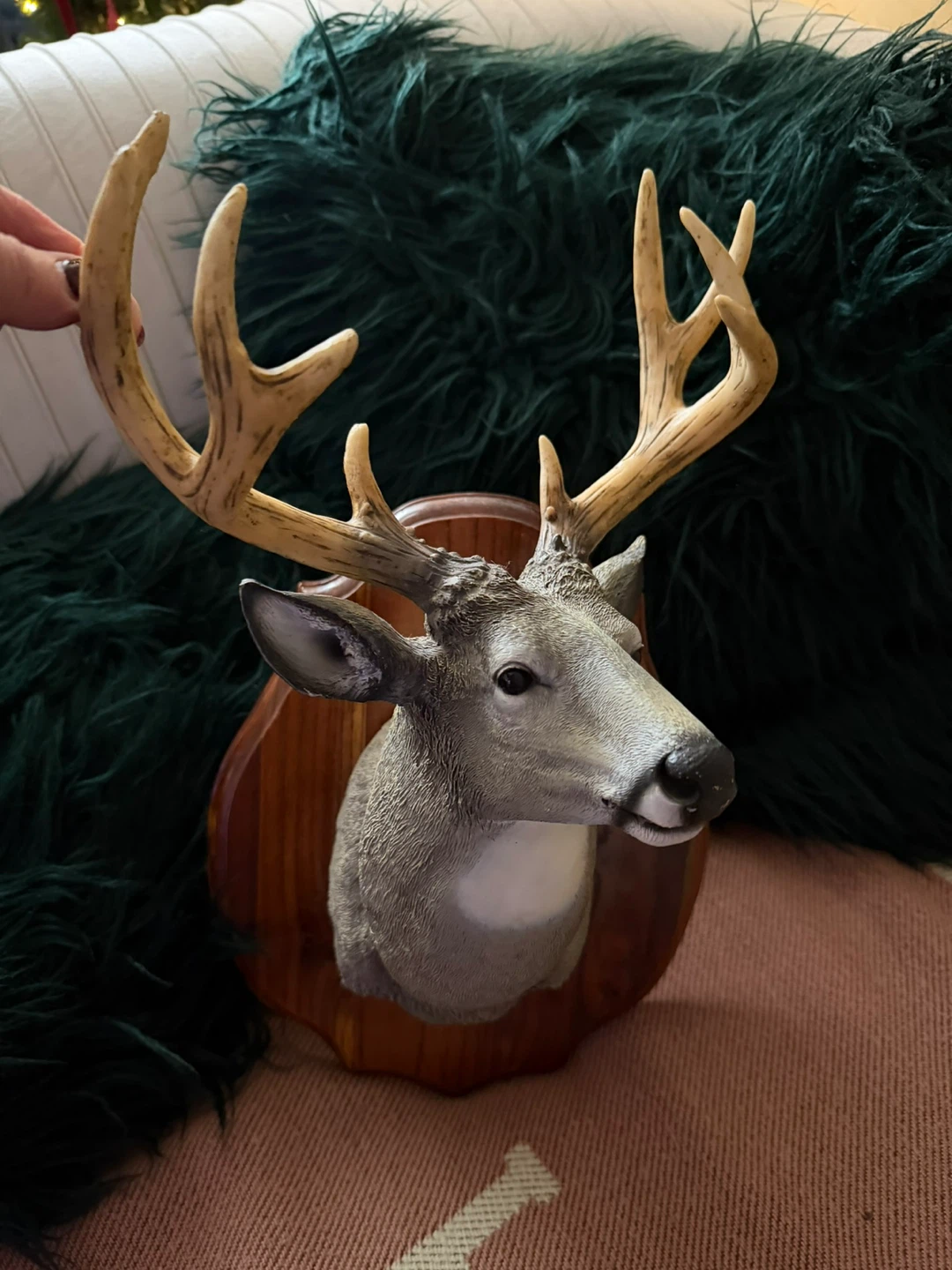 Deer Head Wall Mount - photo 2