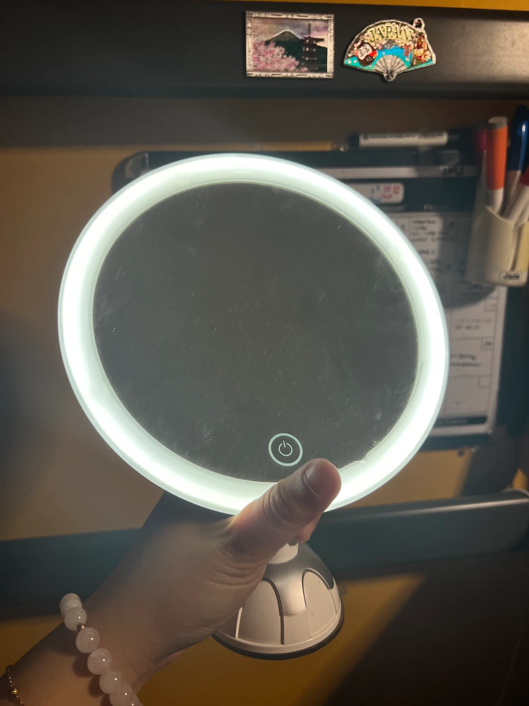AEVO Lighted Magnifying Mirror