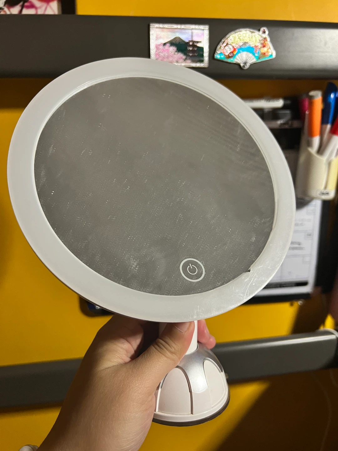AEVO Lighted Magnifying Mirror - photo 4
