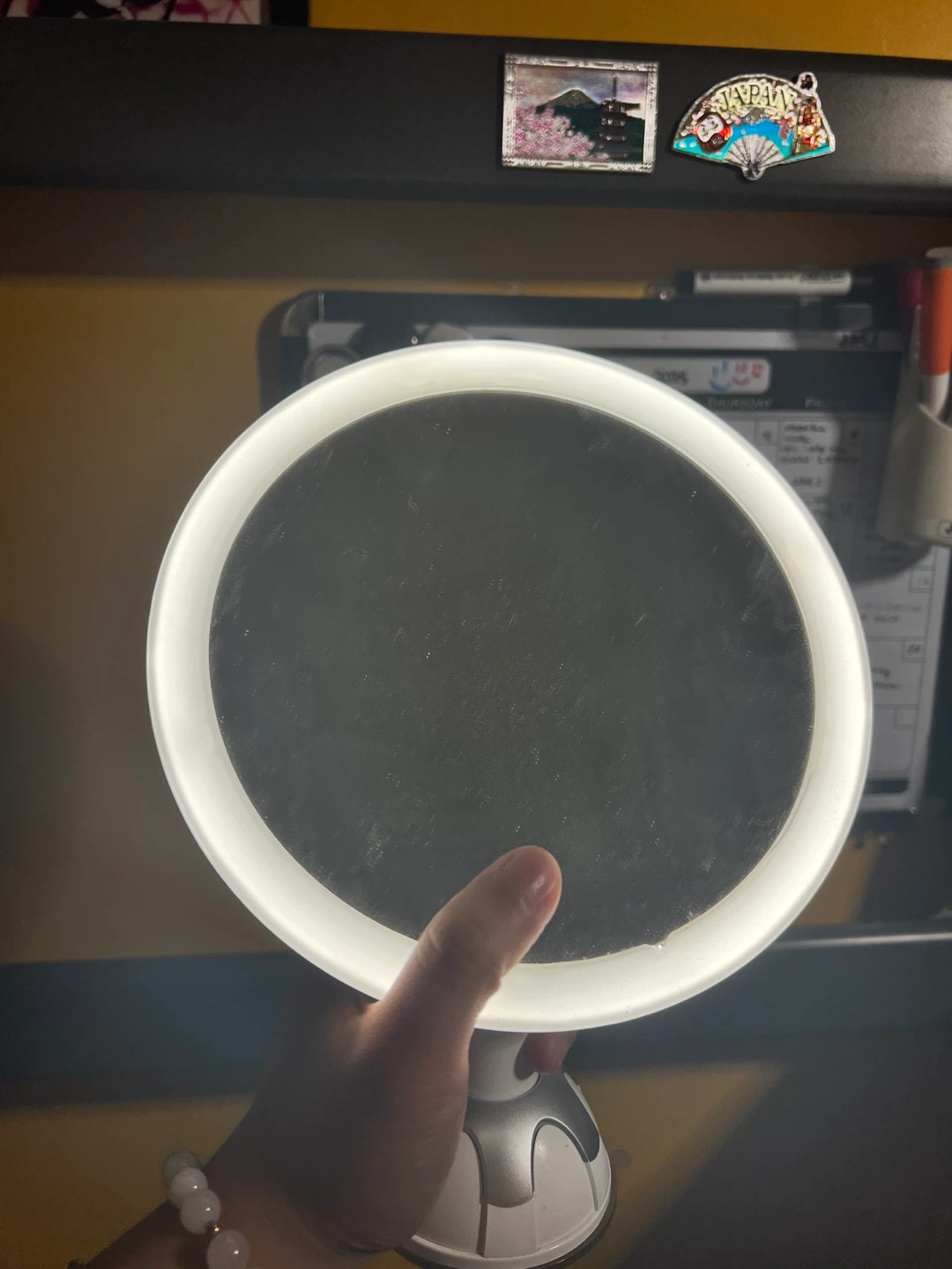 AEVO Lighted Magnifying Mirror - photo 2