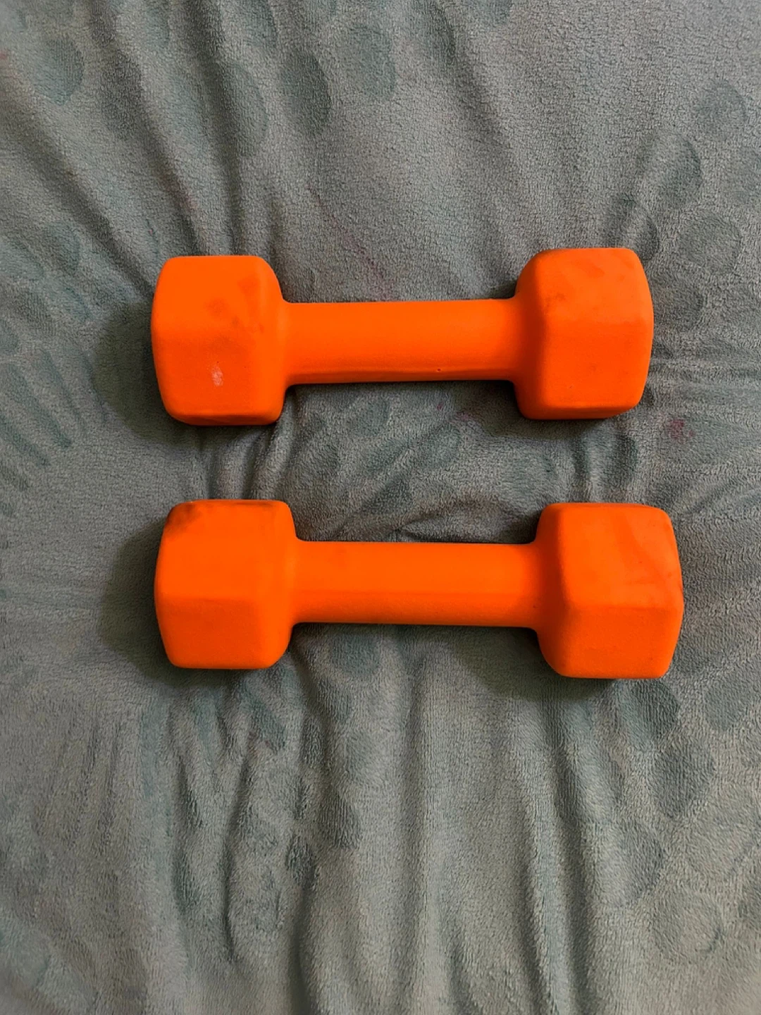 Pair of 7lb Orange Dumbbells - photo 2