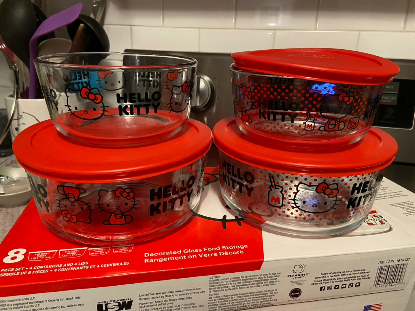 Hello Kitty Pyrex 8-Piece Glass Food Storage Set - New - photo 3