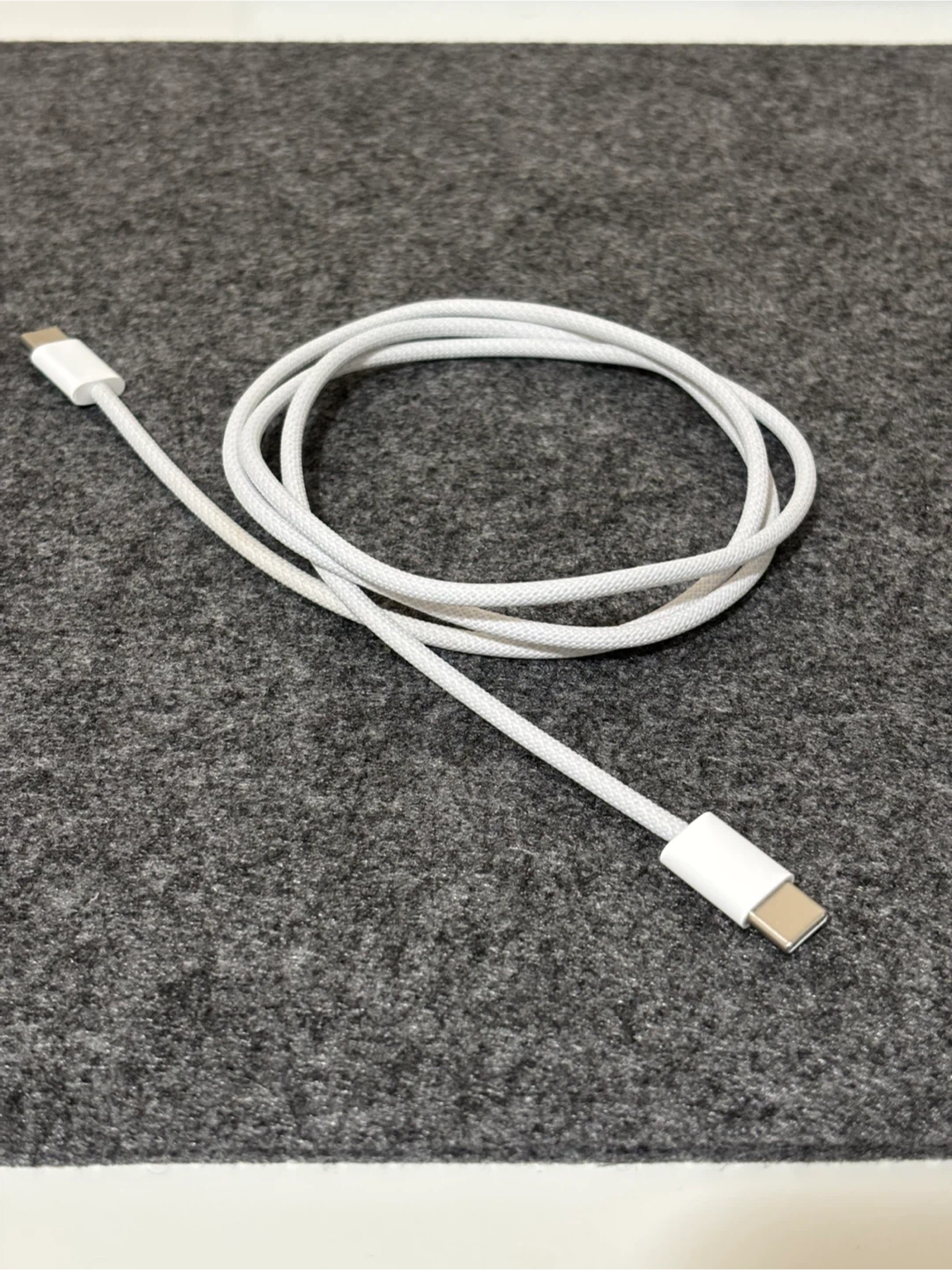 Apple 20W Charging Adapter + Cable - photo 3