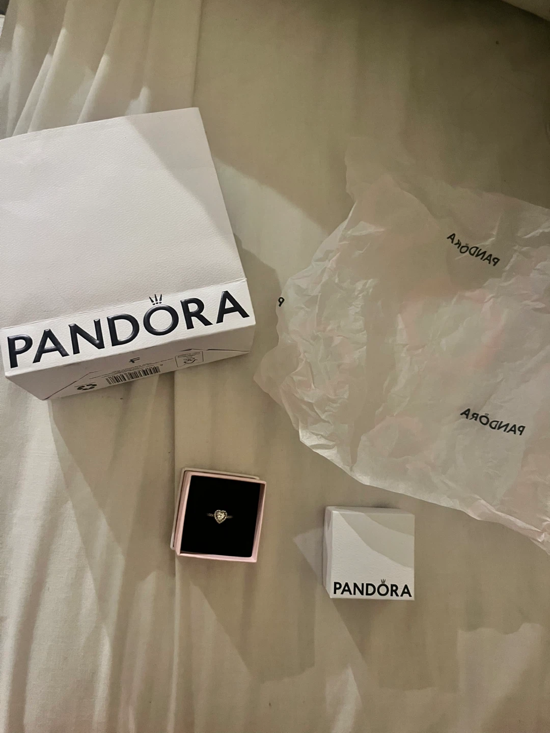 Pandora Heart Ring - Size 7.5 brand new with the box - photo 2