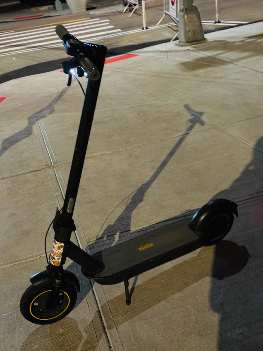 Ninebot MAX G30P Electric scooter run fast 30mph