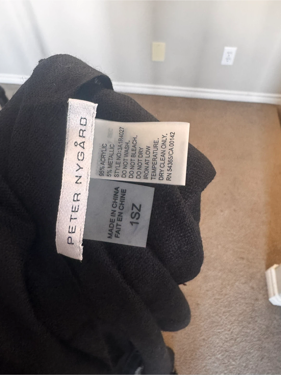 Peter Nygard Black Sequin Scarf - photo 5