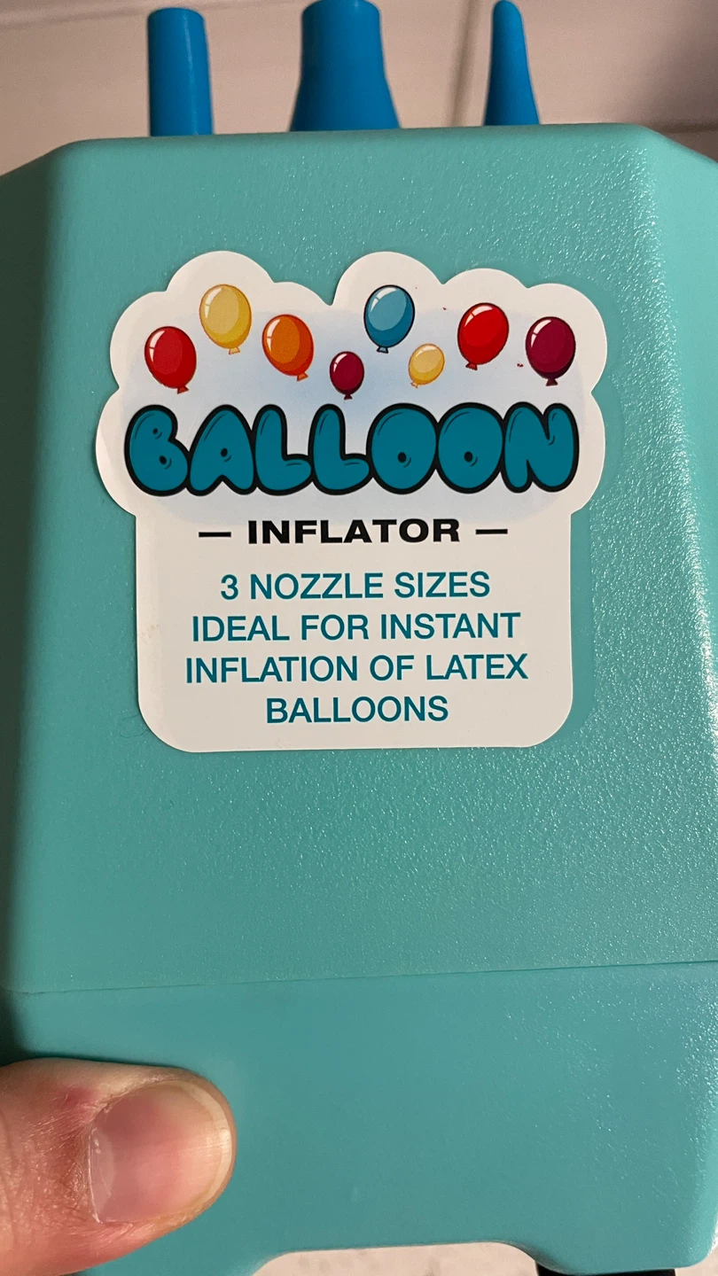 Balloon Inflator with 3 Nozzle Sizes