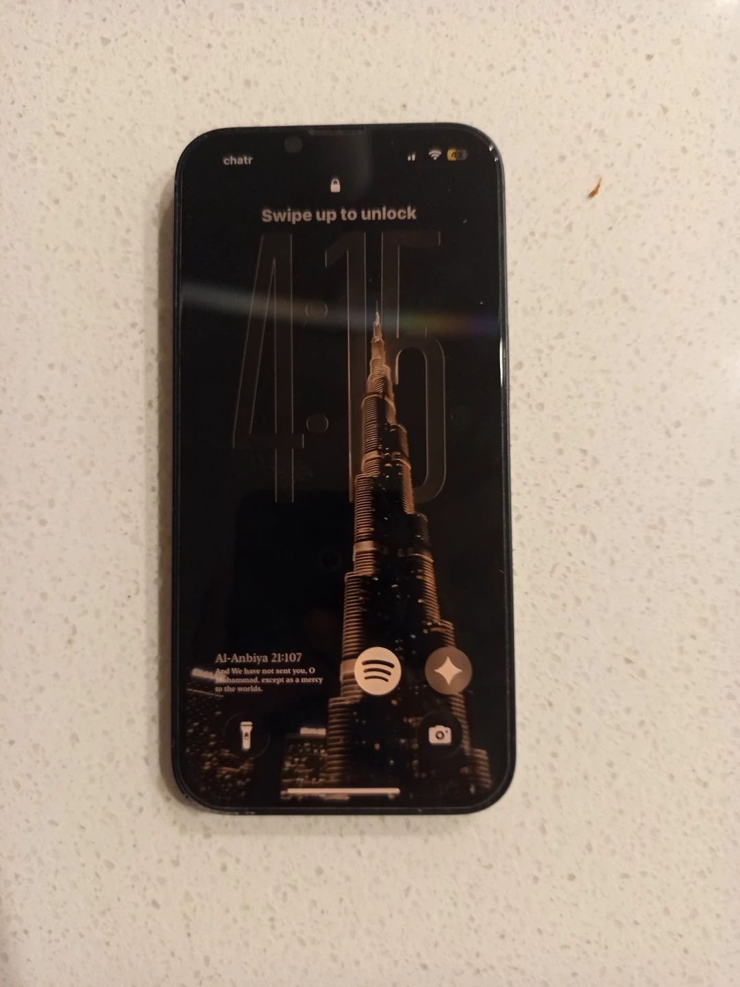 iPhone 13 128GB With case and privacy screen protector - photo 2