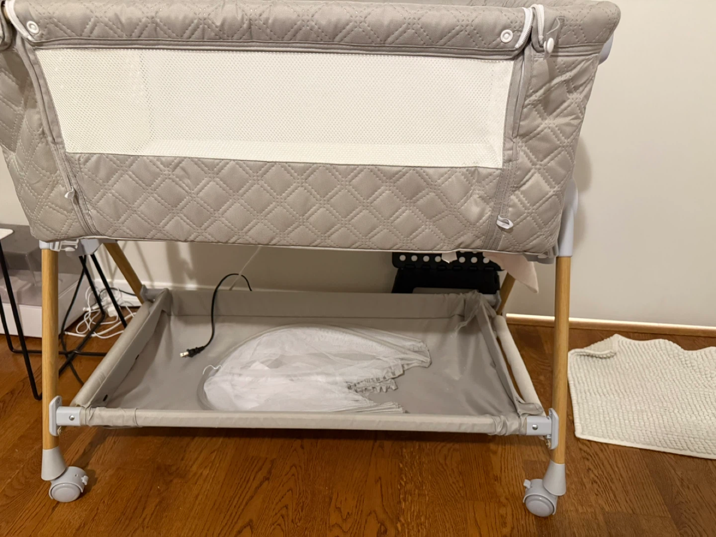 Grey Baby Bassinet - photo 2
