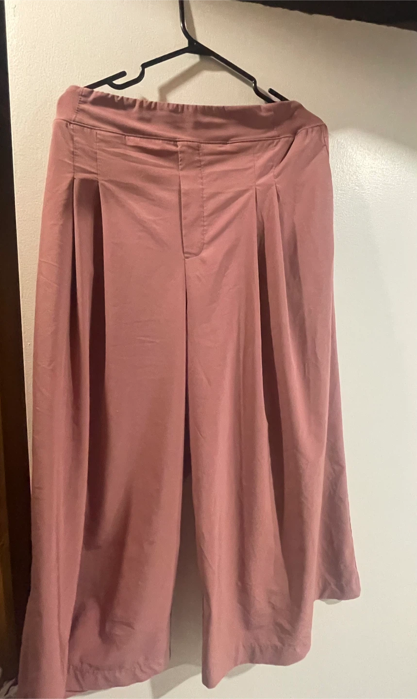Joe Fresh Active Wide Leg Pants - Size L