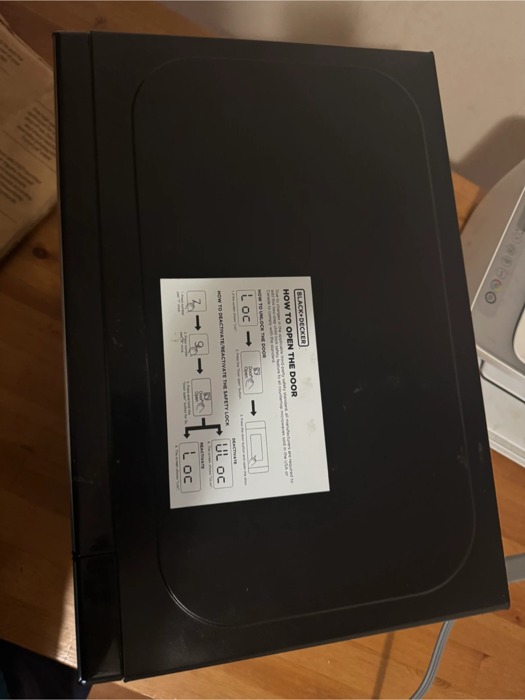 Must go ASAP (moving sale) ( free food items )Microwave Oven - photo 2