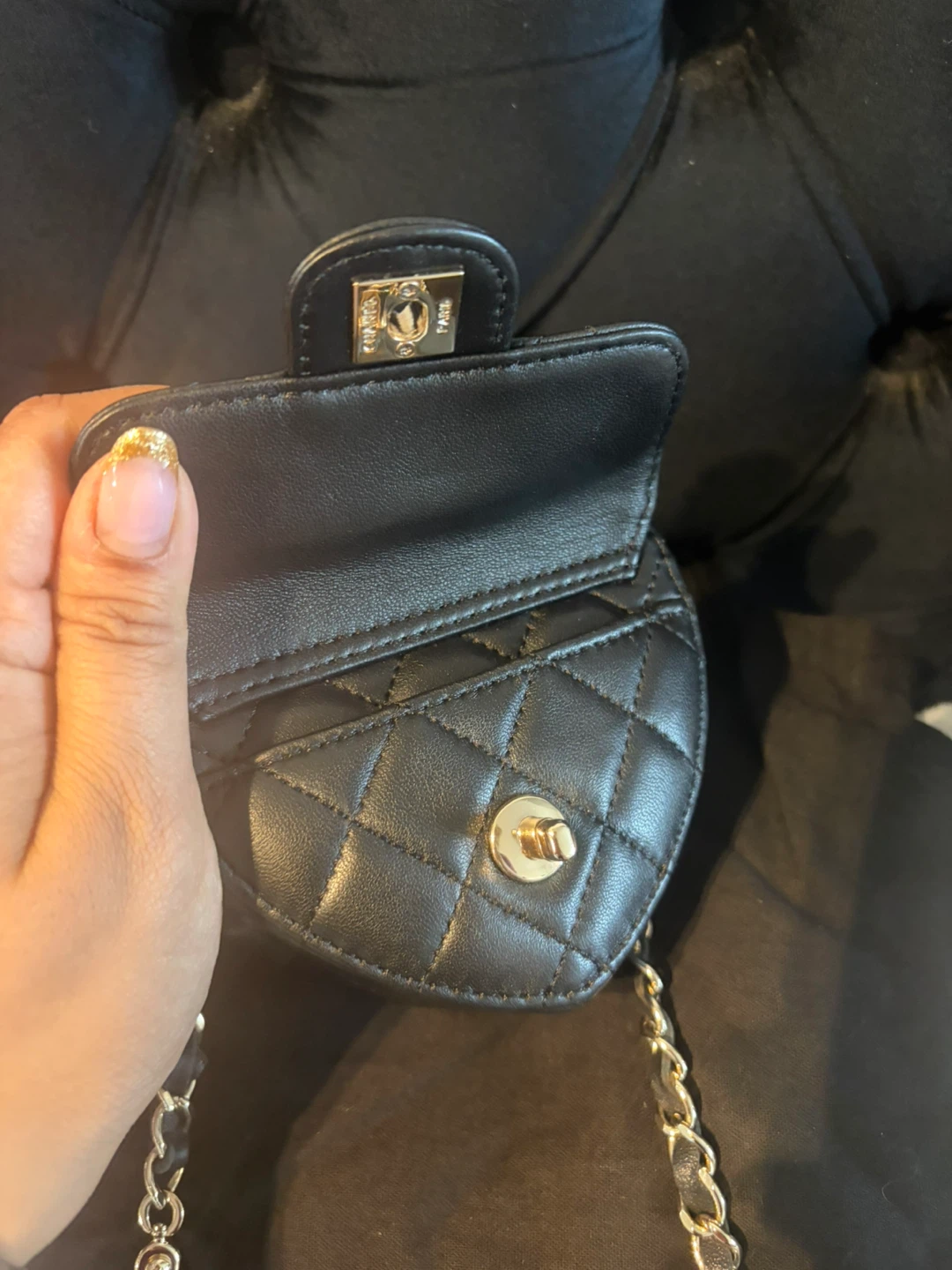 Chanel Heart Bag Black/Burgundy - photo 4