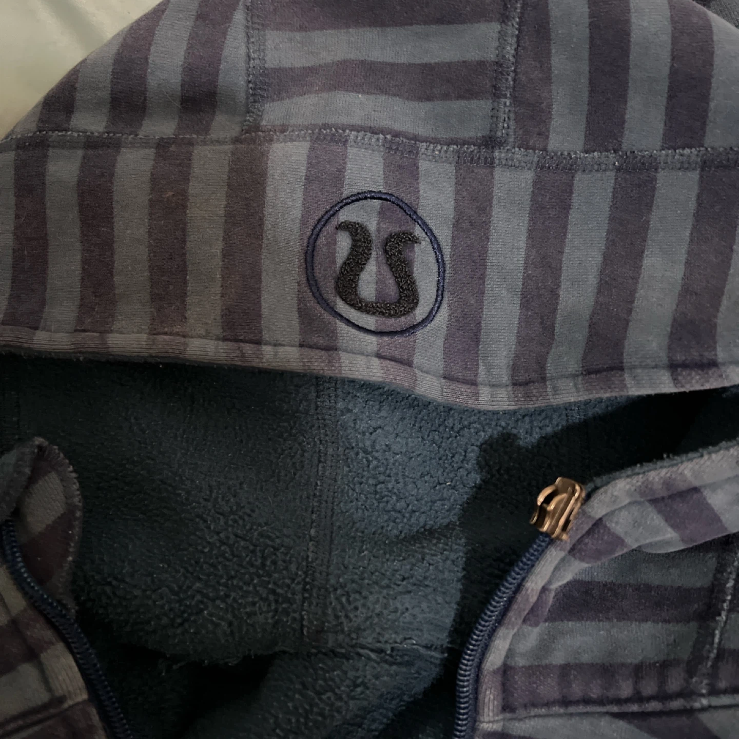 Lululemon Striped Scuba Hoodie - photo 3