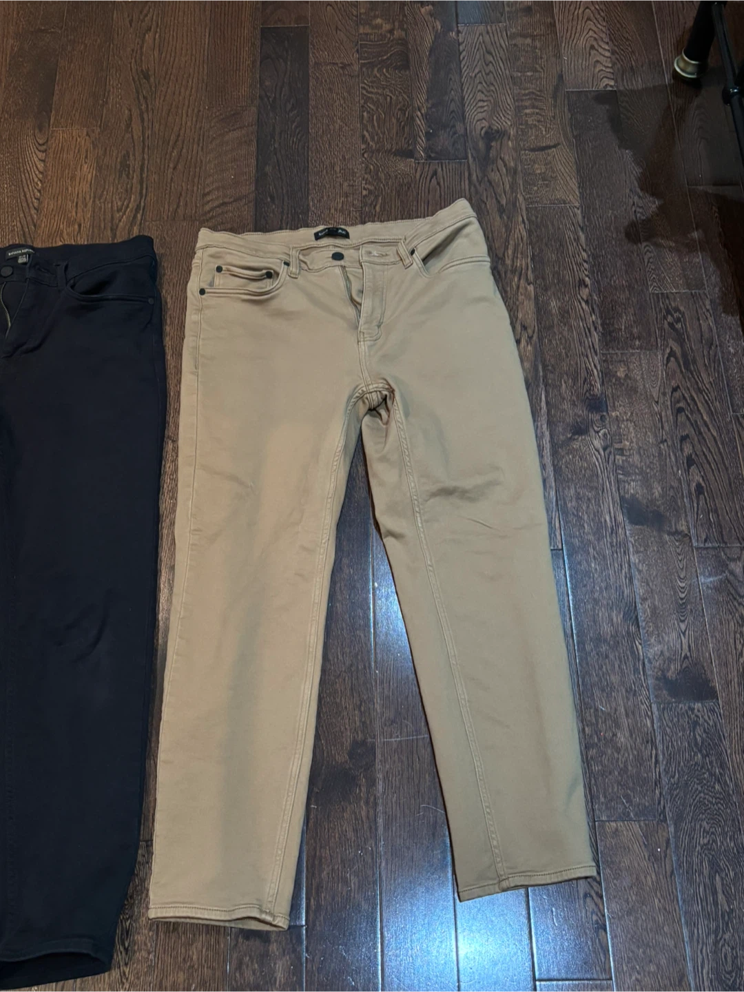 Two pairs of men's jeans, black and tan - photo 4